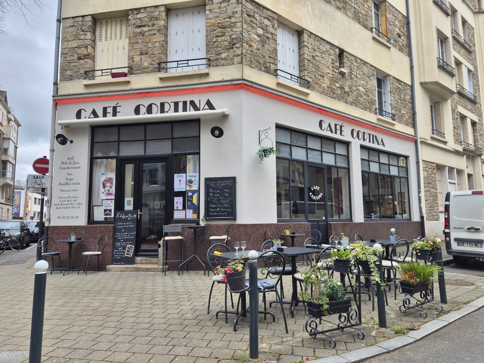 Café Cortina, restaurant à Rennes